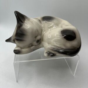 Vintage retro Ceramic Sleeping Siamese Spotted Cat Kitten Home Decor